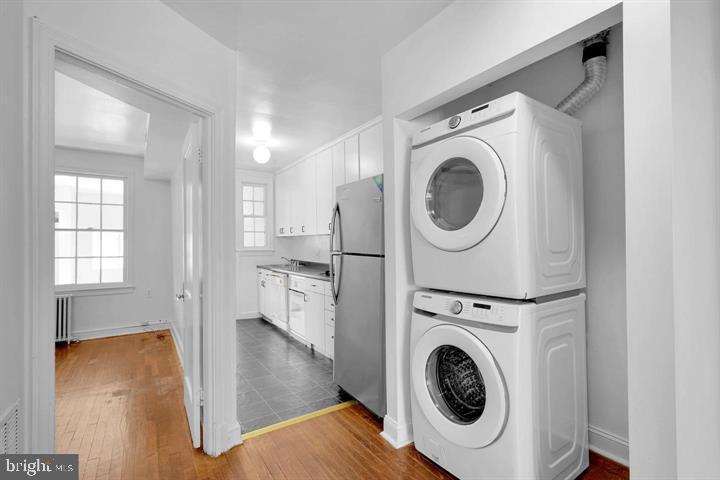 1616 17th Pl Se Property Photo 2