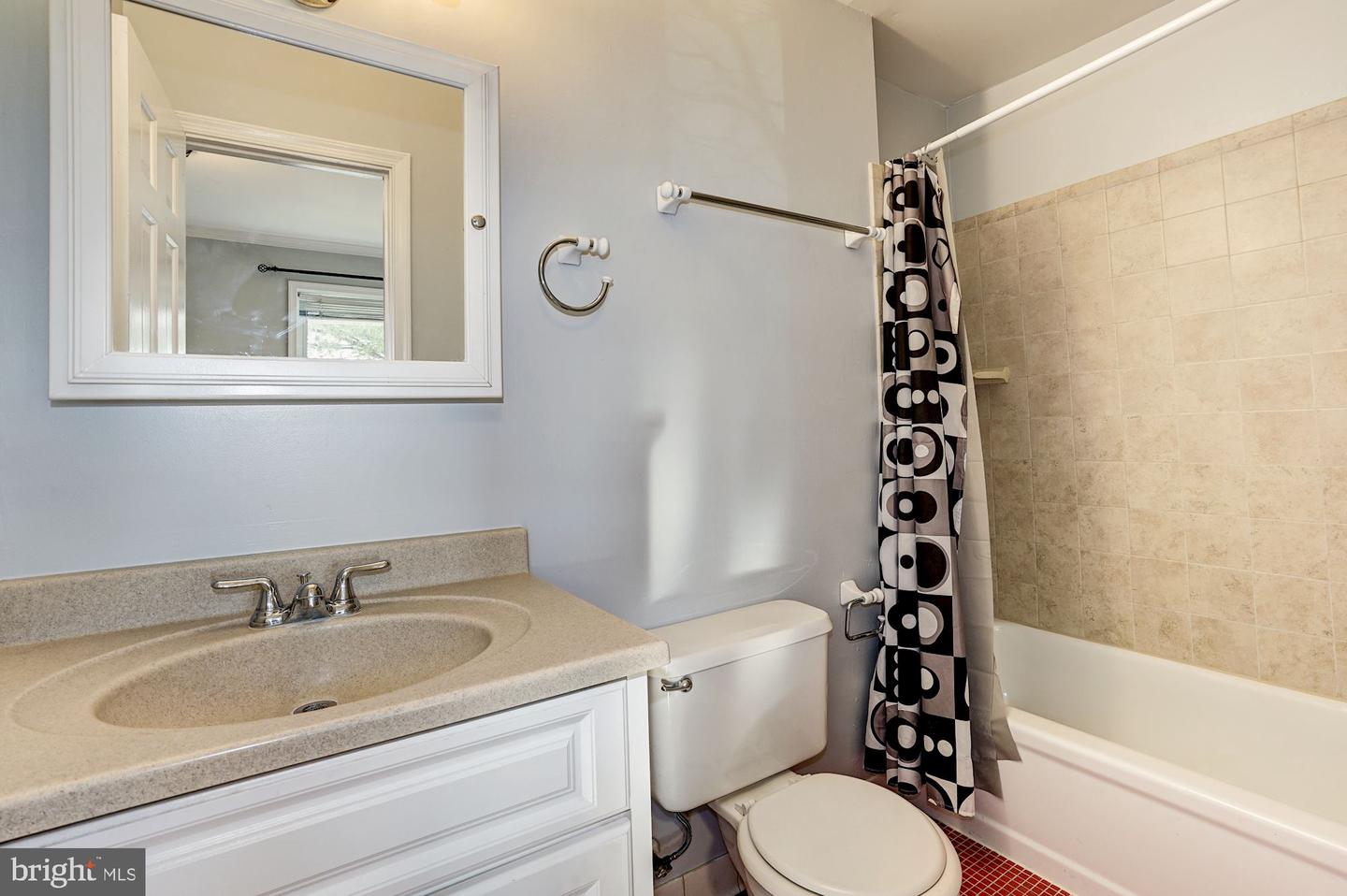 1326 L St Se Property Photo 23