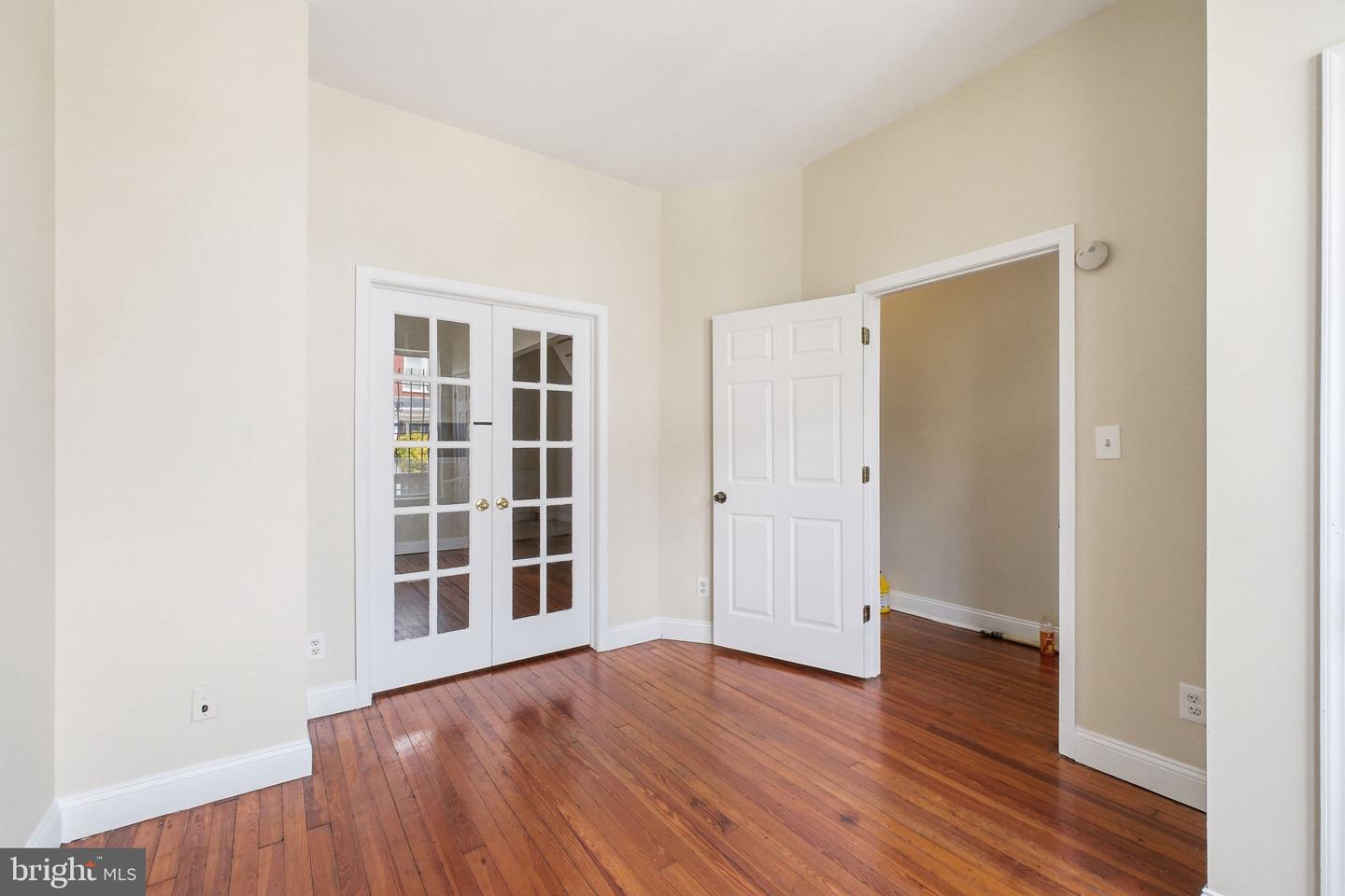 720 Gresham Pl Nw Property Photo 5