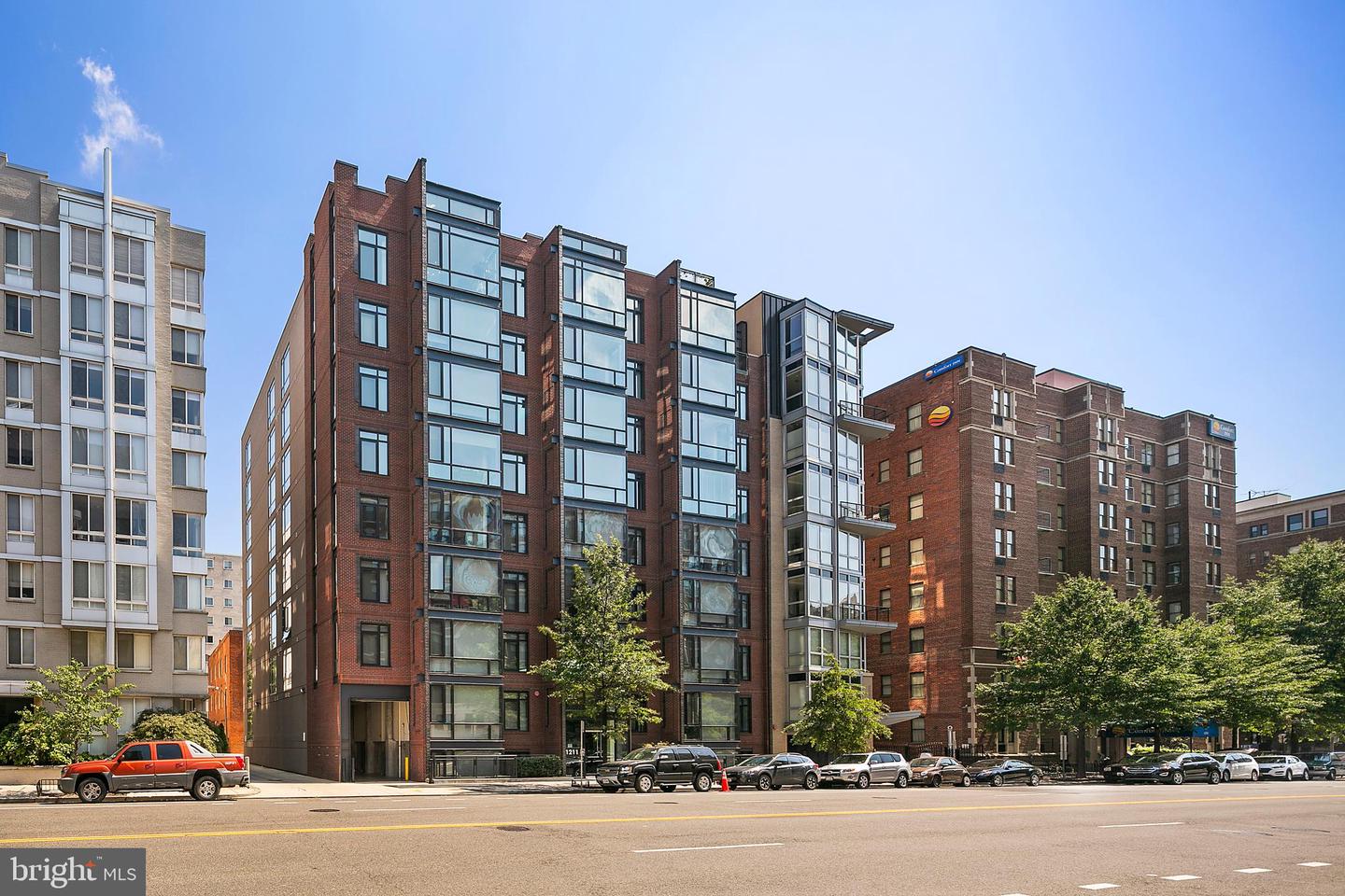 1211 13th St Nw #803 Property Photo 4