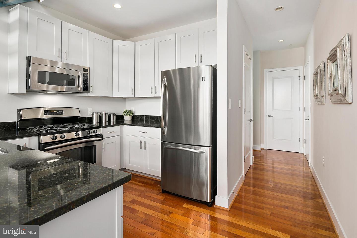 1211 13th St Nw #803 Property Photo 6