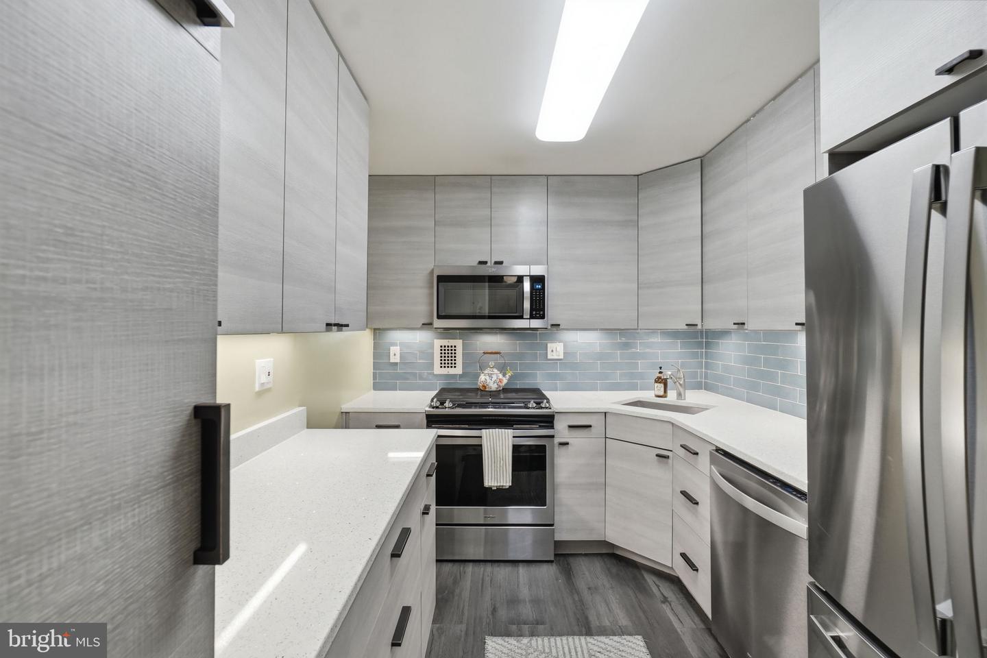 2939 Van Ness St Nw #106 Property Photo 15
