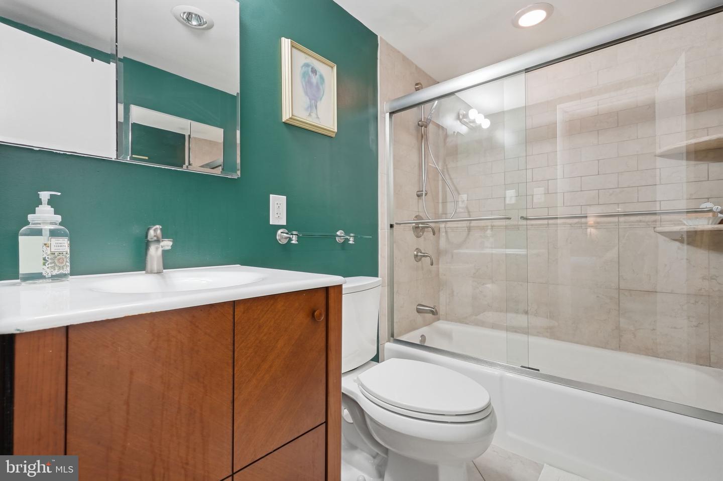 2939 Van Ness St Nw #106 Property Photo 21