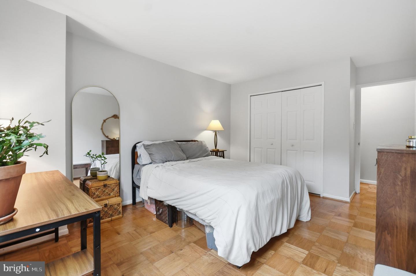 2939 Van Ness St Nw #106 Property Photo 23