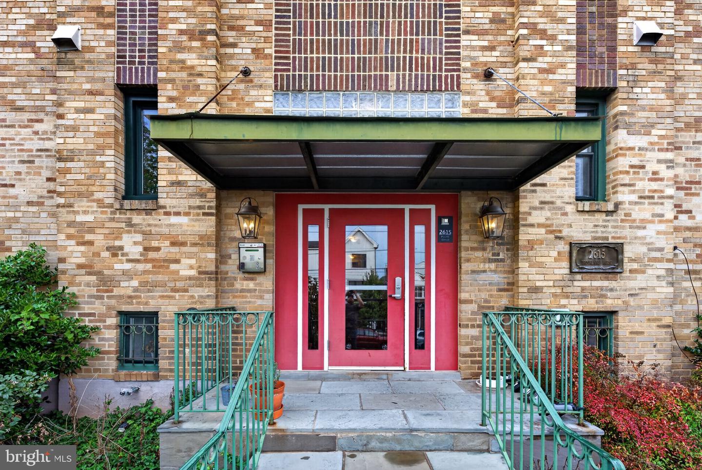 2615 4TH ST NE #B1 Property Photo 1
