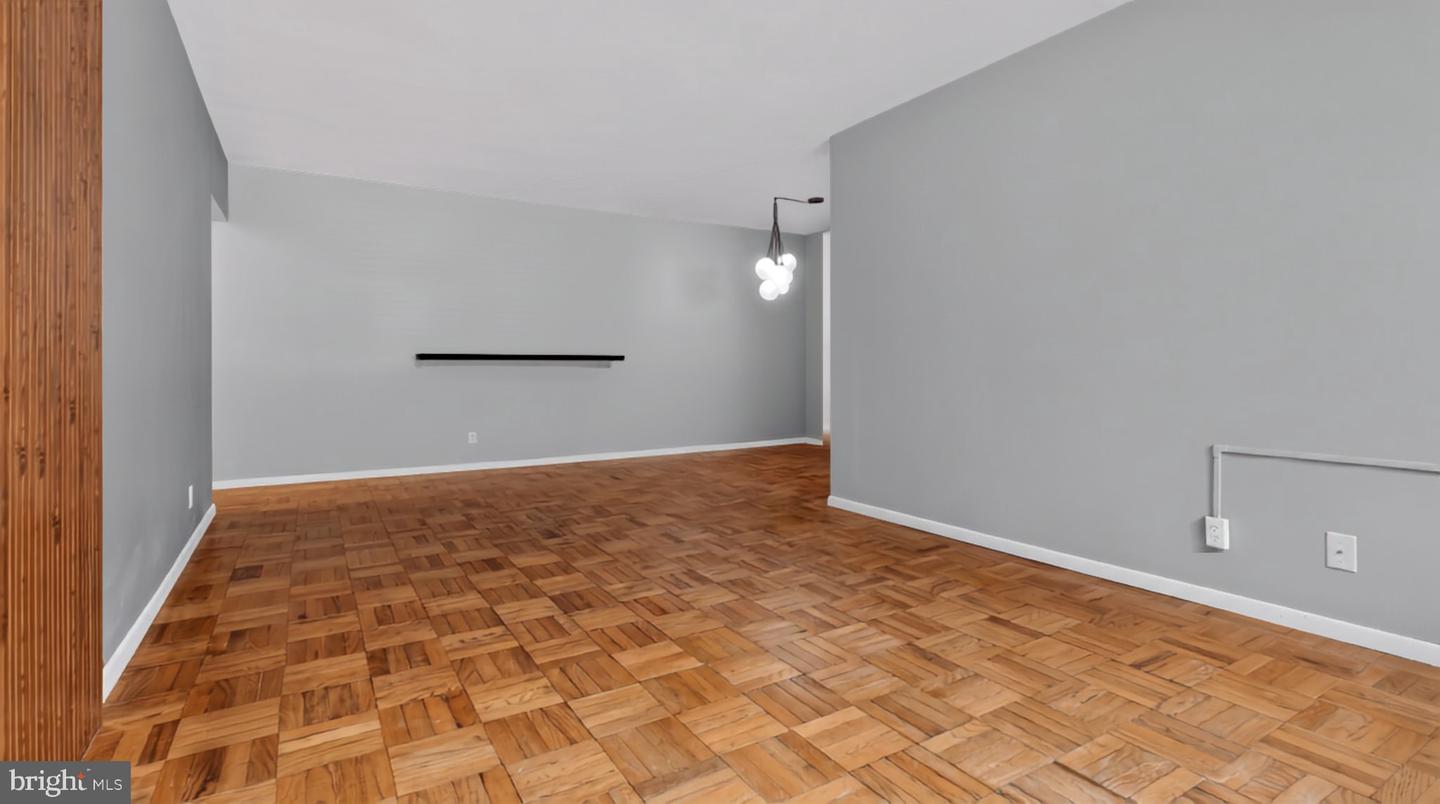 4200 Cathedral Ave Nw #111 Property Photo 9