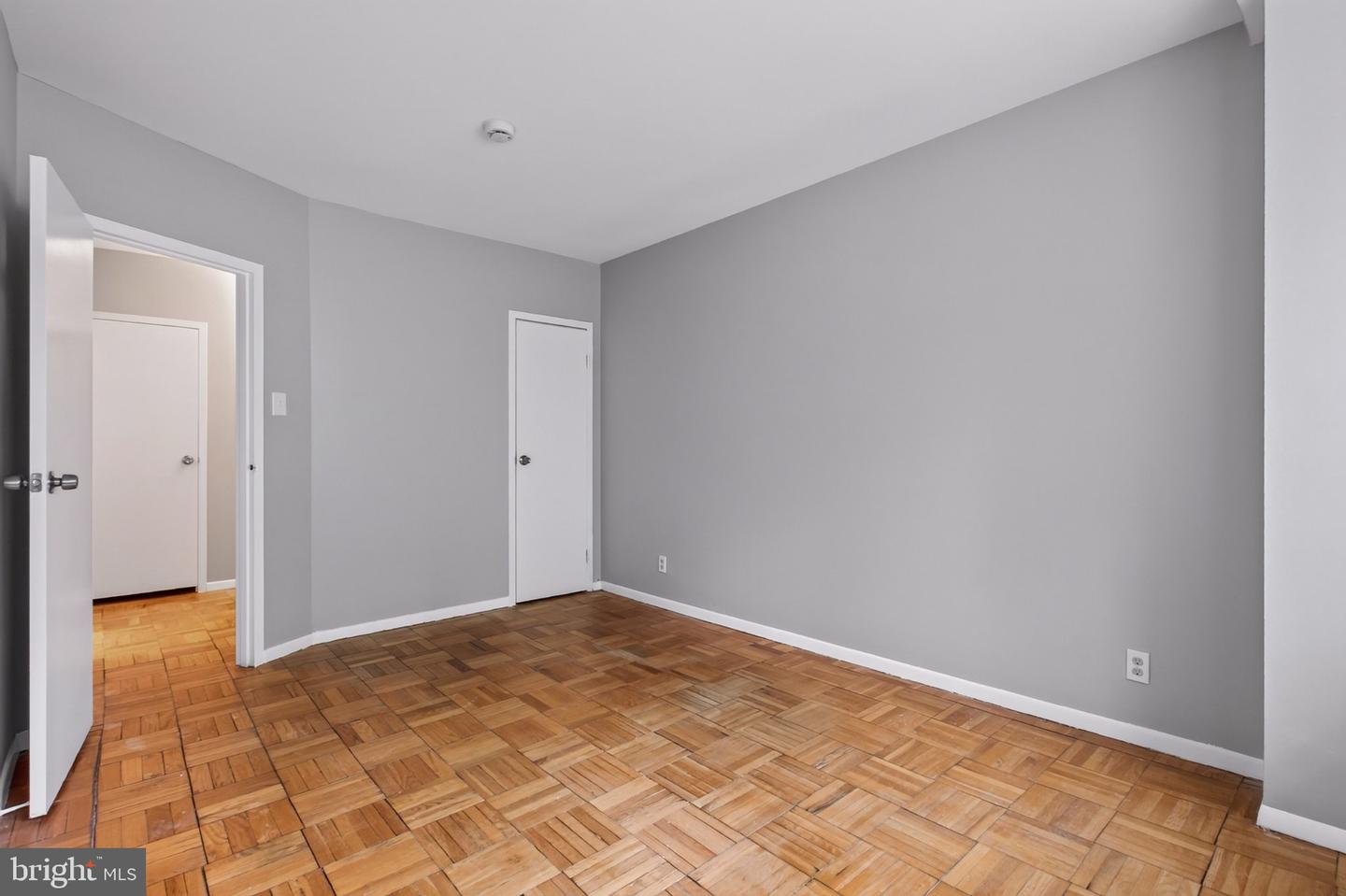 4200 Cathedral Ave Nw #111 Property Photo 14
