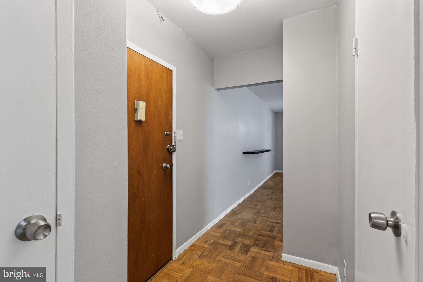 4200 Cathedral Ave Nw #111 Property Photo 17