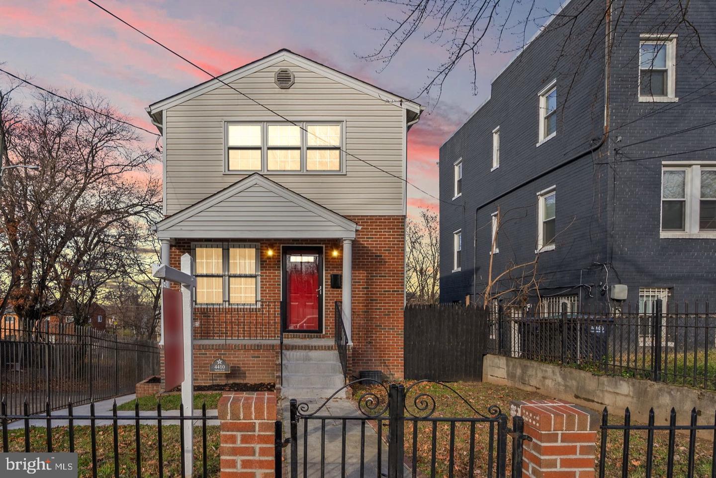 4410 FOOTE ST NE Property Photo 1
