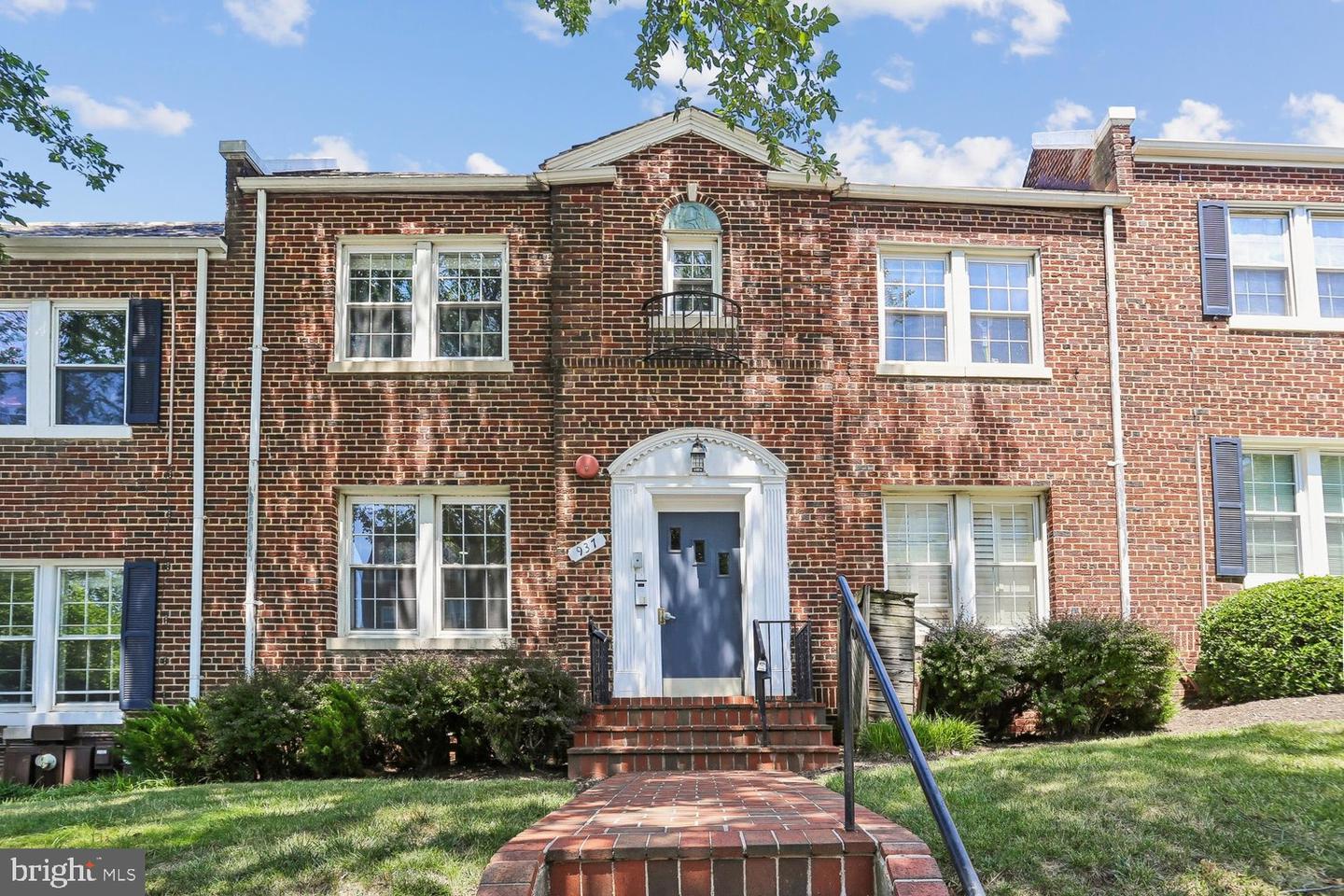 937 Randolph St Nw #1 Property Photo 1