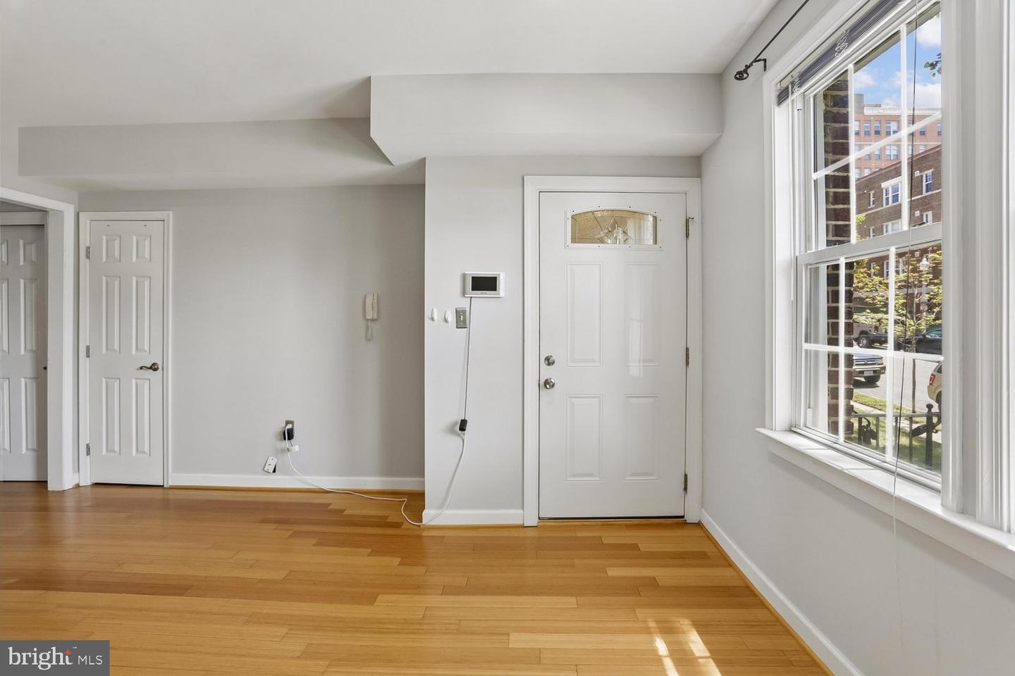 937 Randolph St Nw #1 Property Photo 7