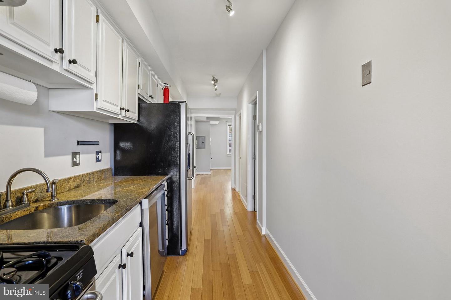 937 Randolph St Nw #1 Property Photo 14