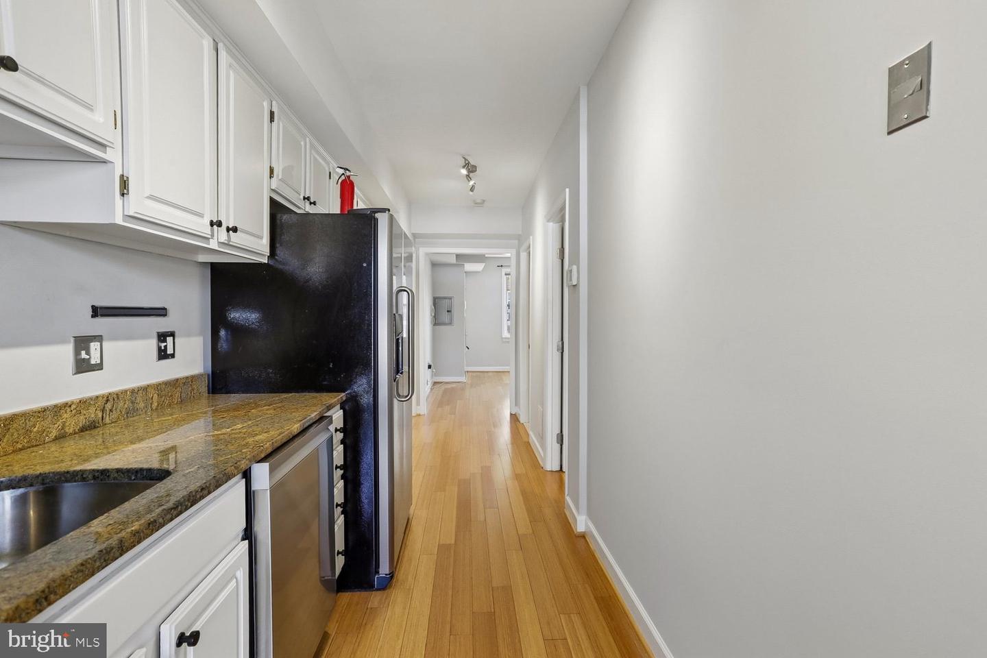 937 Randolph St Nw #1 Property Photo 15