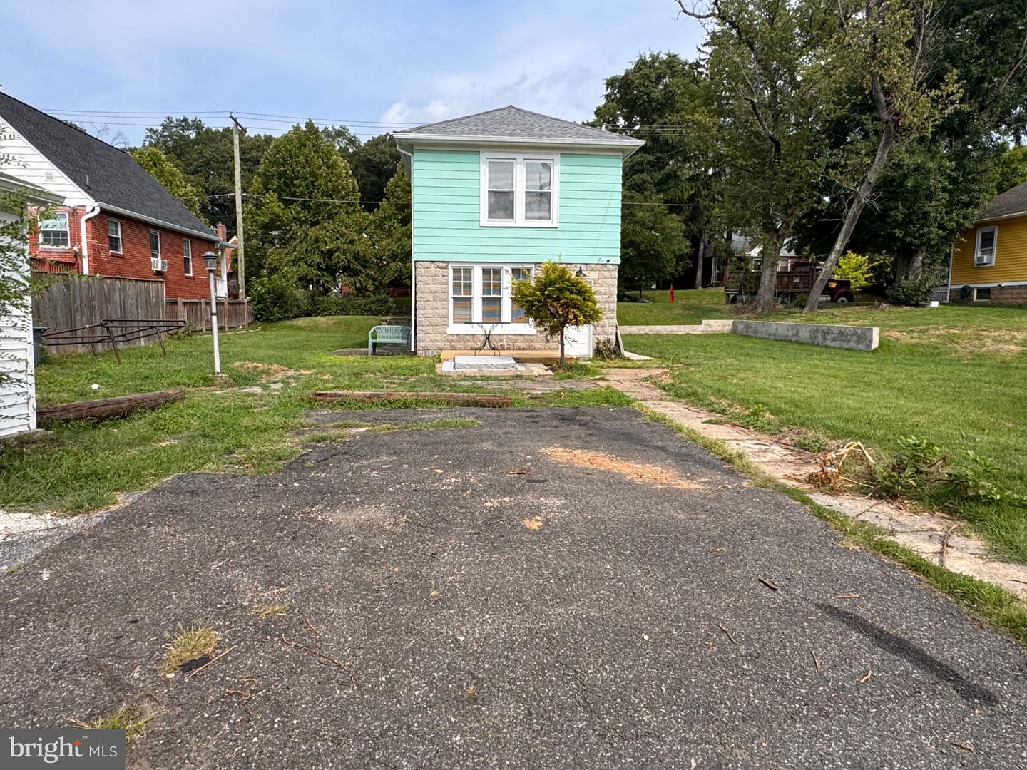 4212 22nd St Ne Property Photo 4