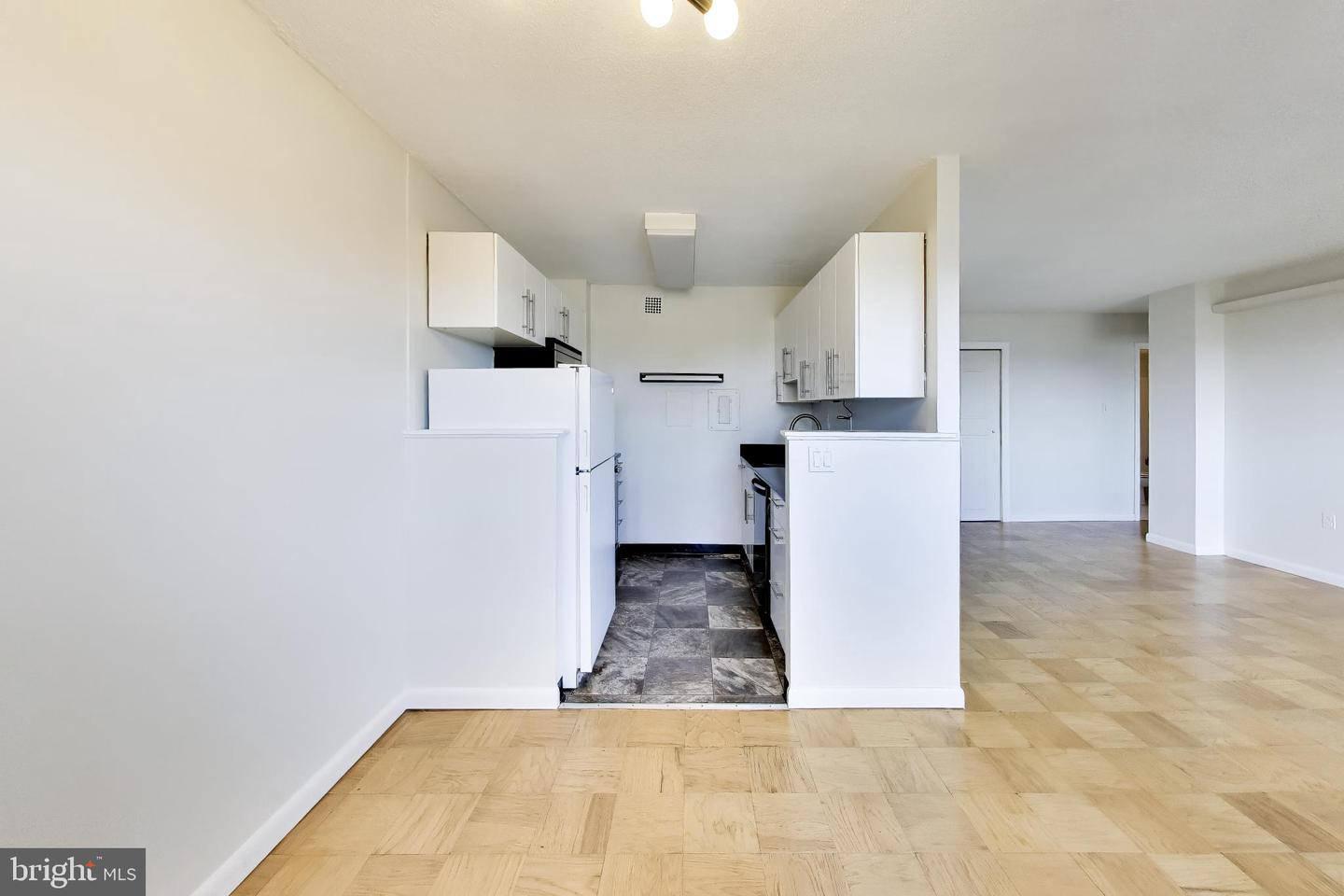1816 NEW HAMPSHIRE AVE NW #1004 Property Photo 1