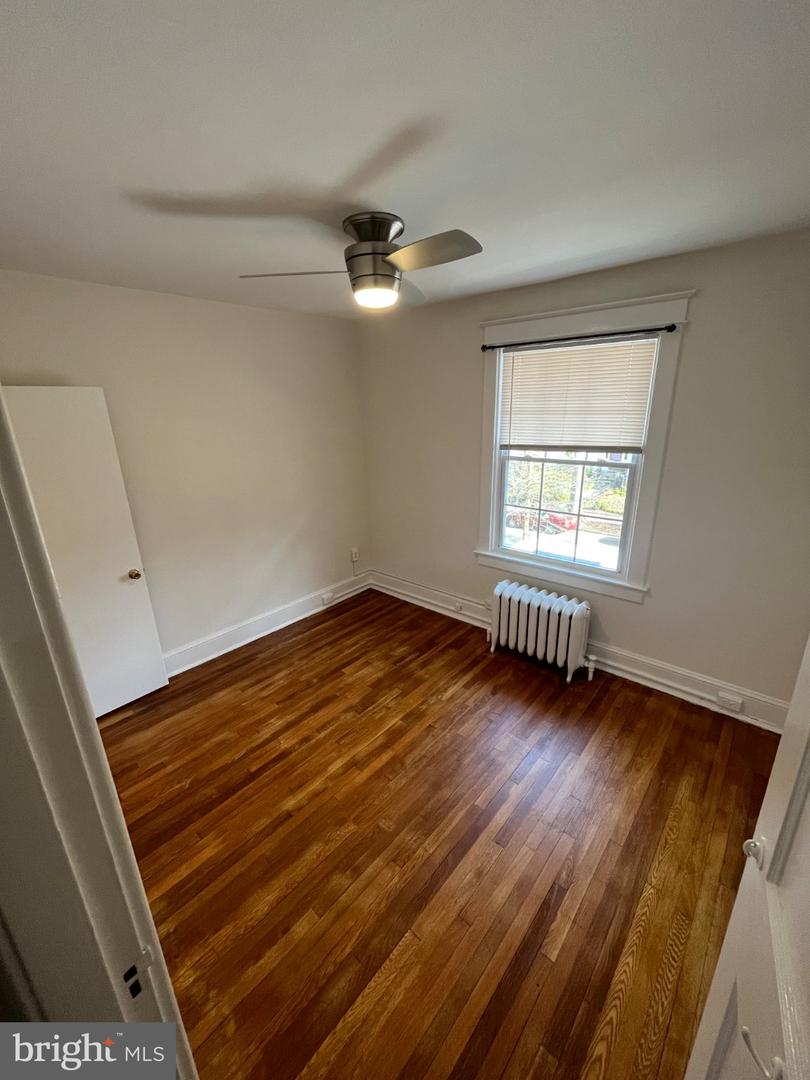 2328 Ashmead Pl Nw #5 Property Photo 5