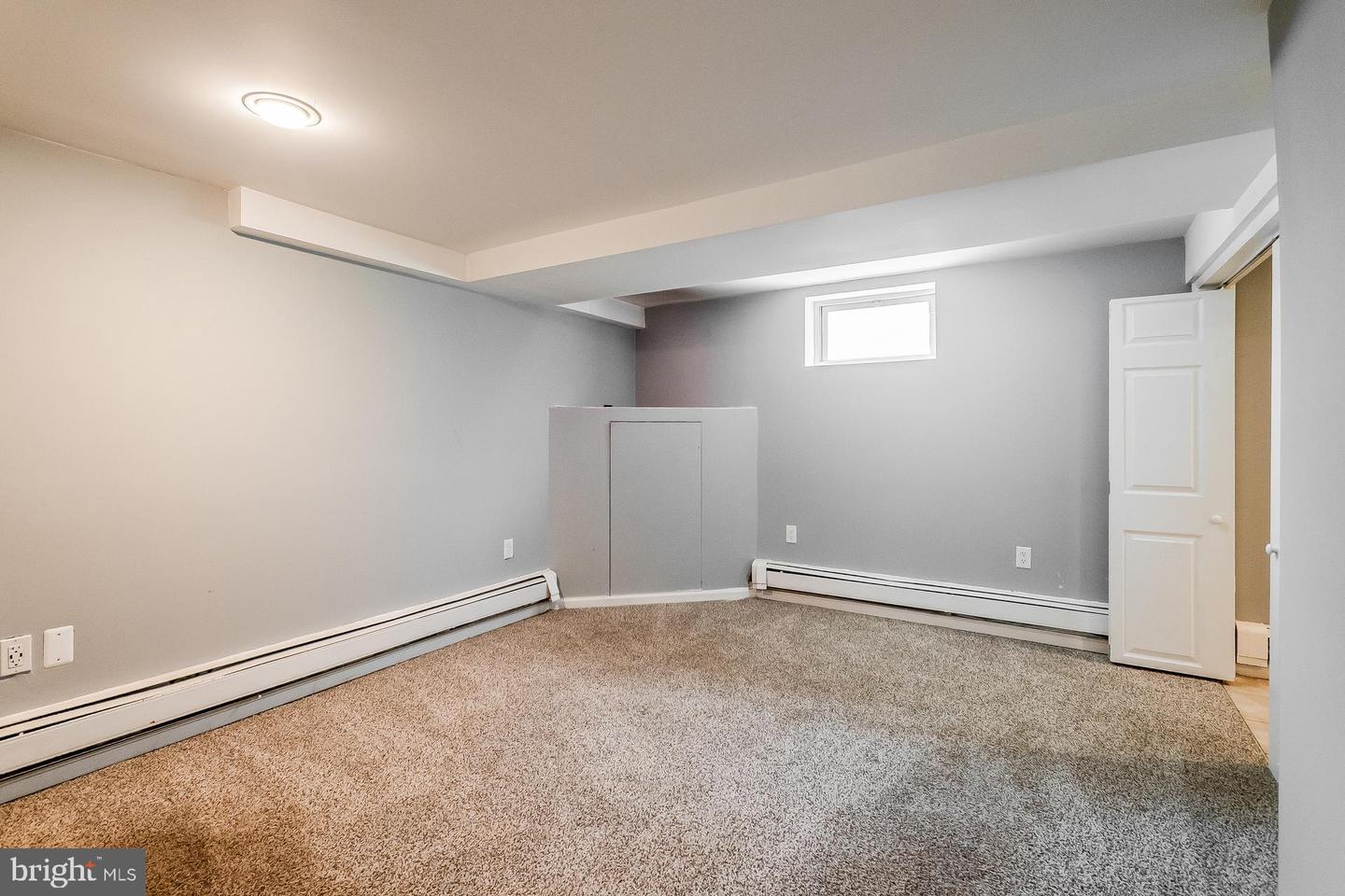 2838 Myrtle Ave Ne Property Photo 13