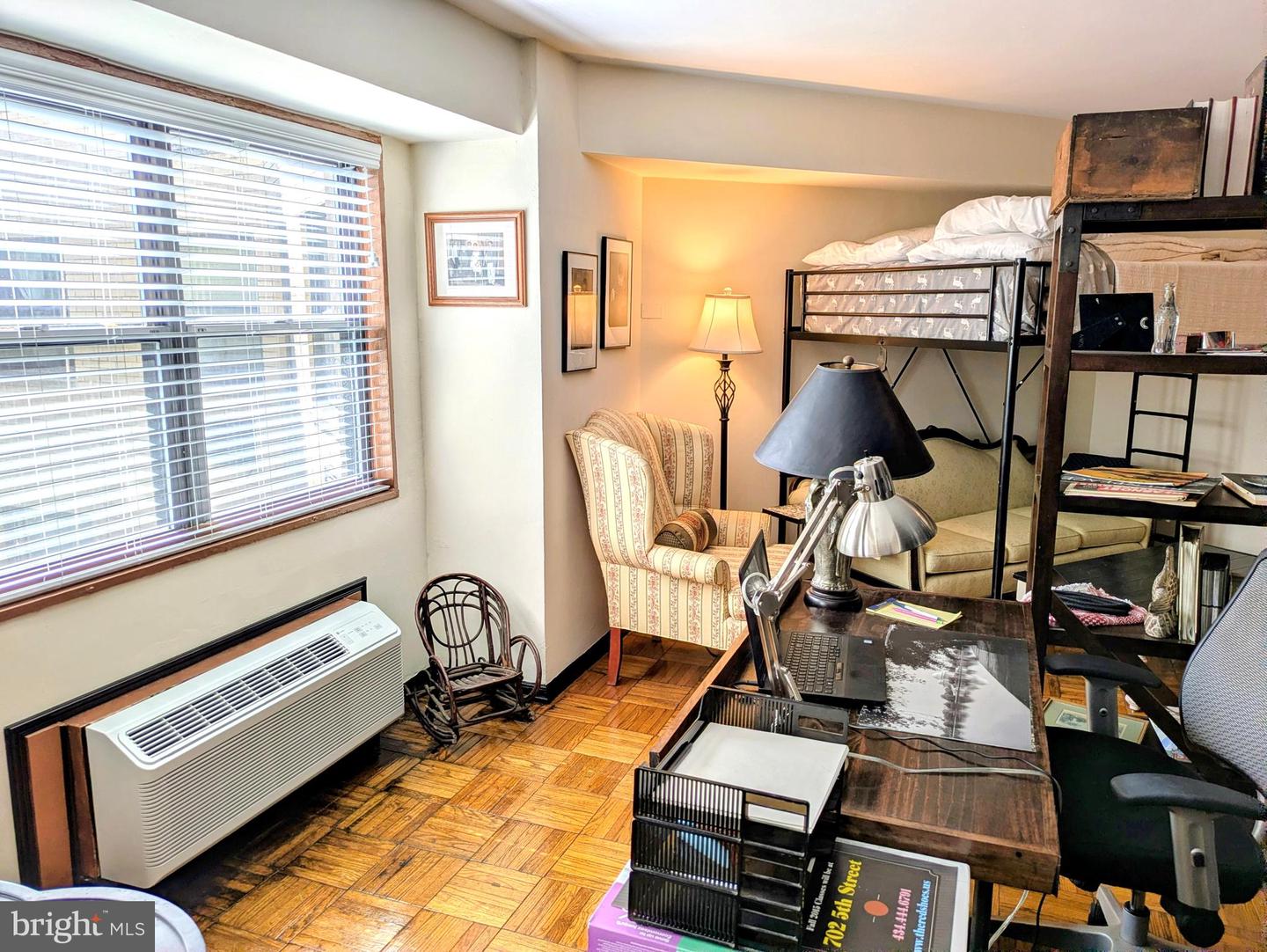 1801 Clydesdale Pl Nw #521 Property Photo 6