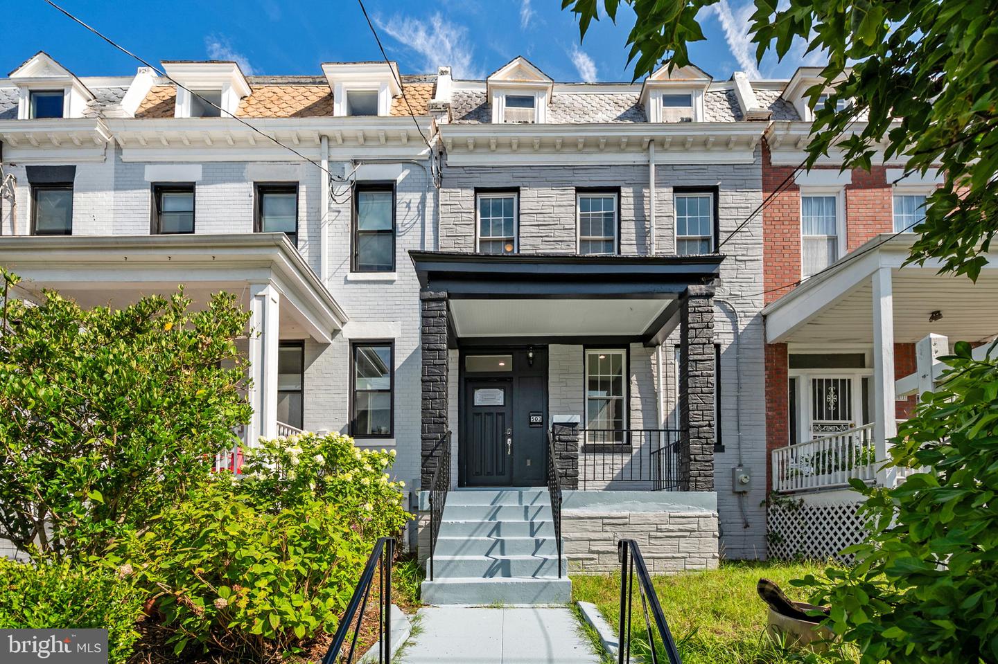 503 Randolph St Nw Property Photo 1