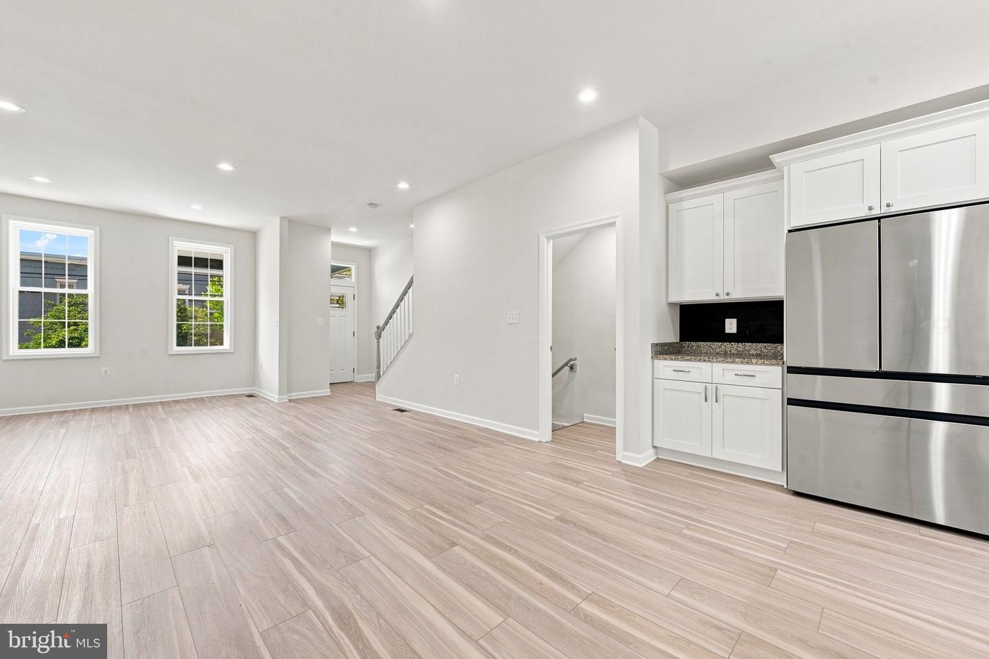 503 Randolph St Nw Property Photo 12