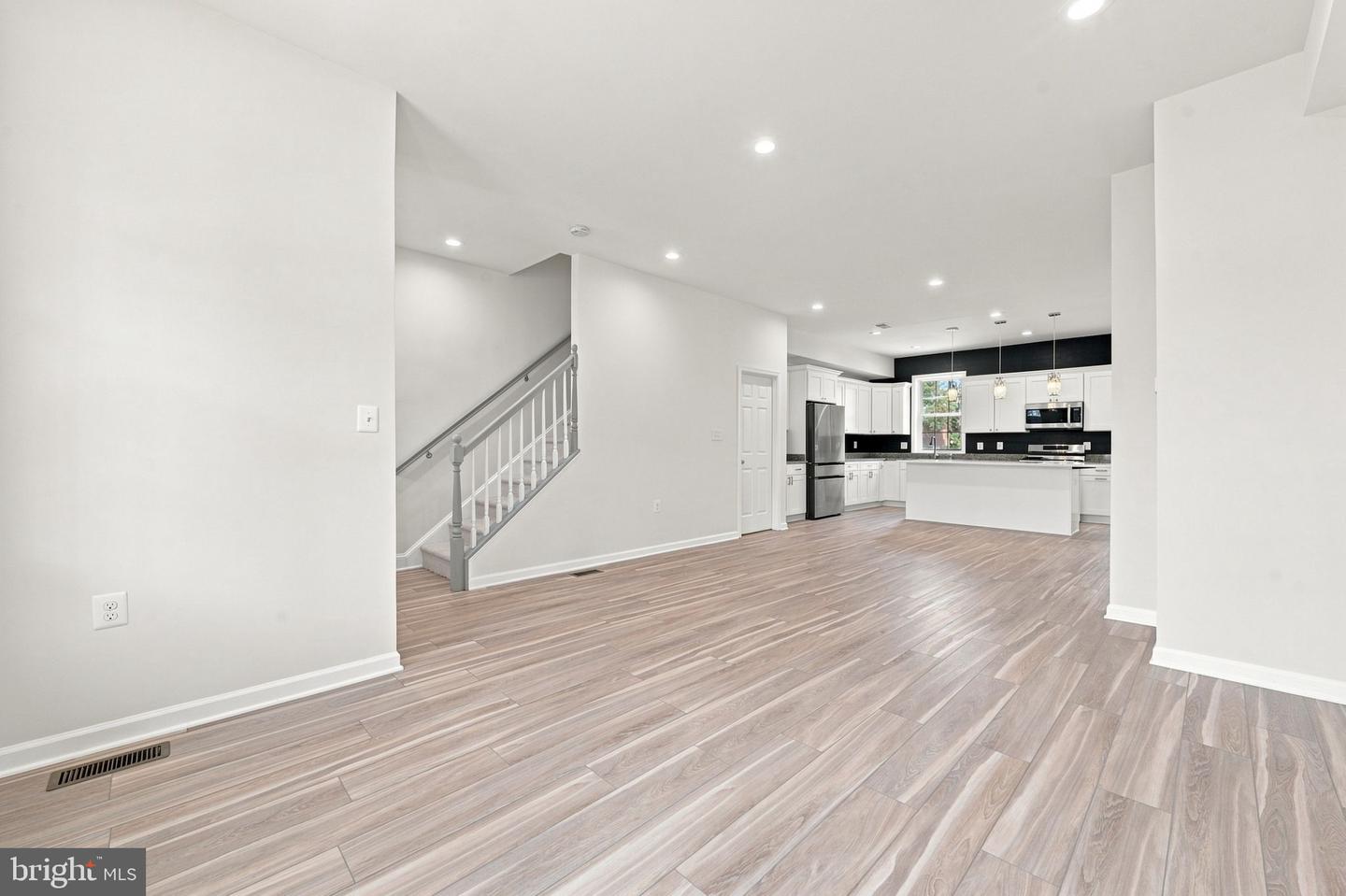 503 Randolph St Nw Property Photo 15