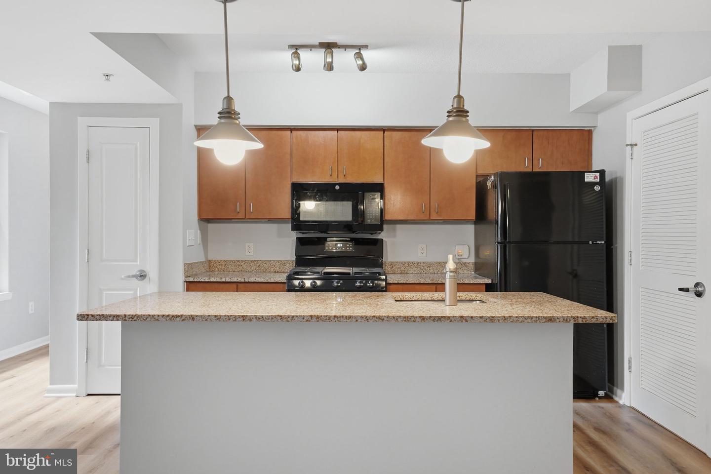 1001 L St Nw #211 Property Photo 10