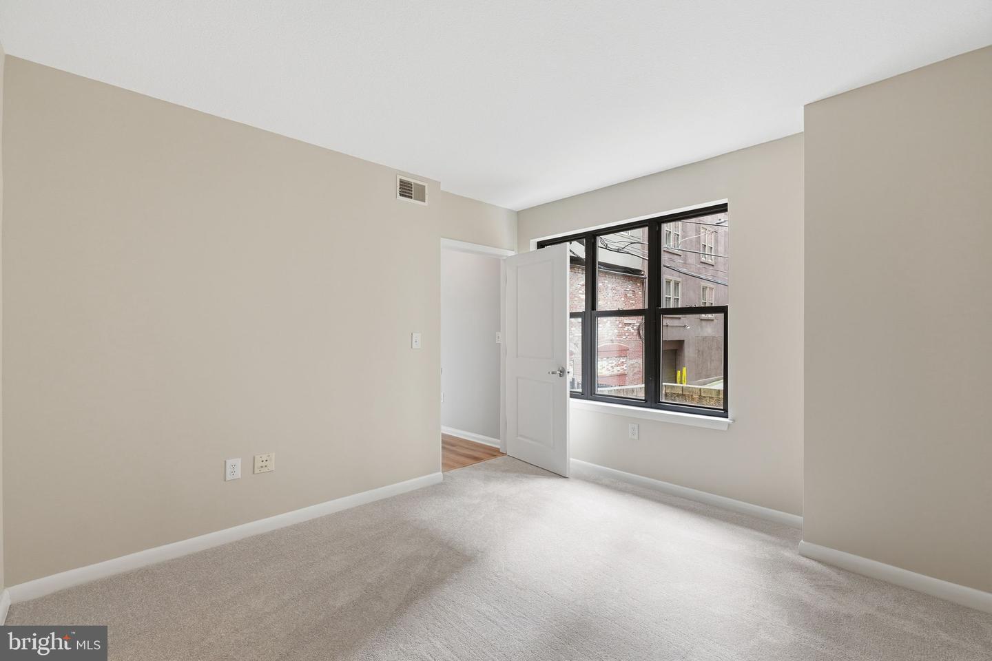1001 L St Nw #211 Property Photo 19