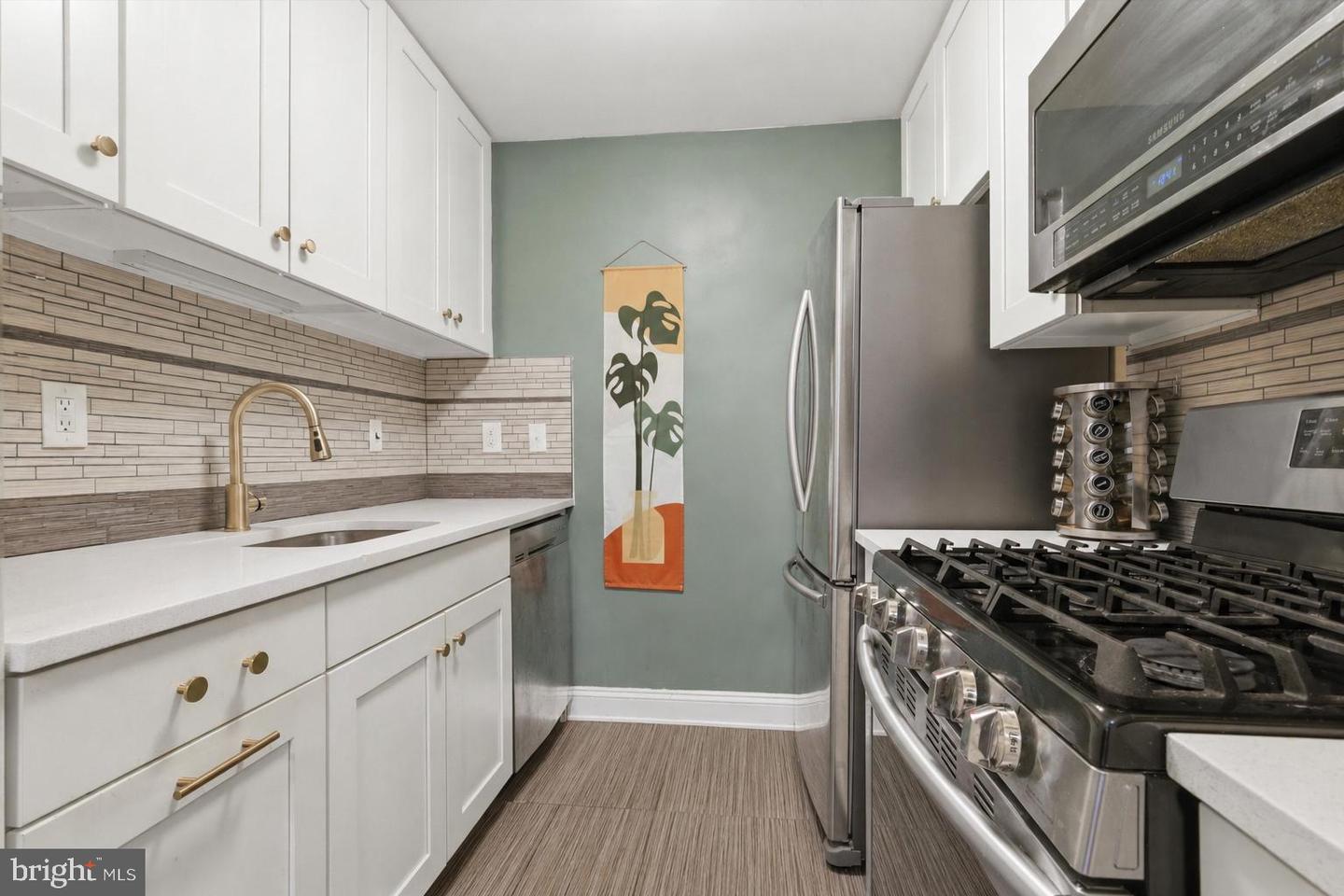 3114 Wisconsin Ave Nw #302 Property Photo 8