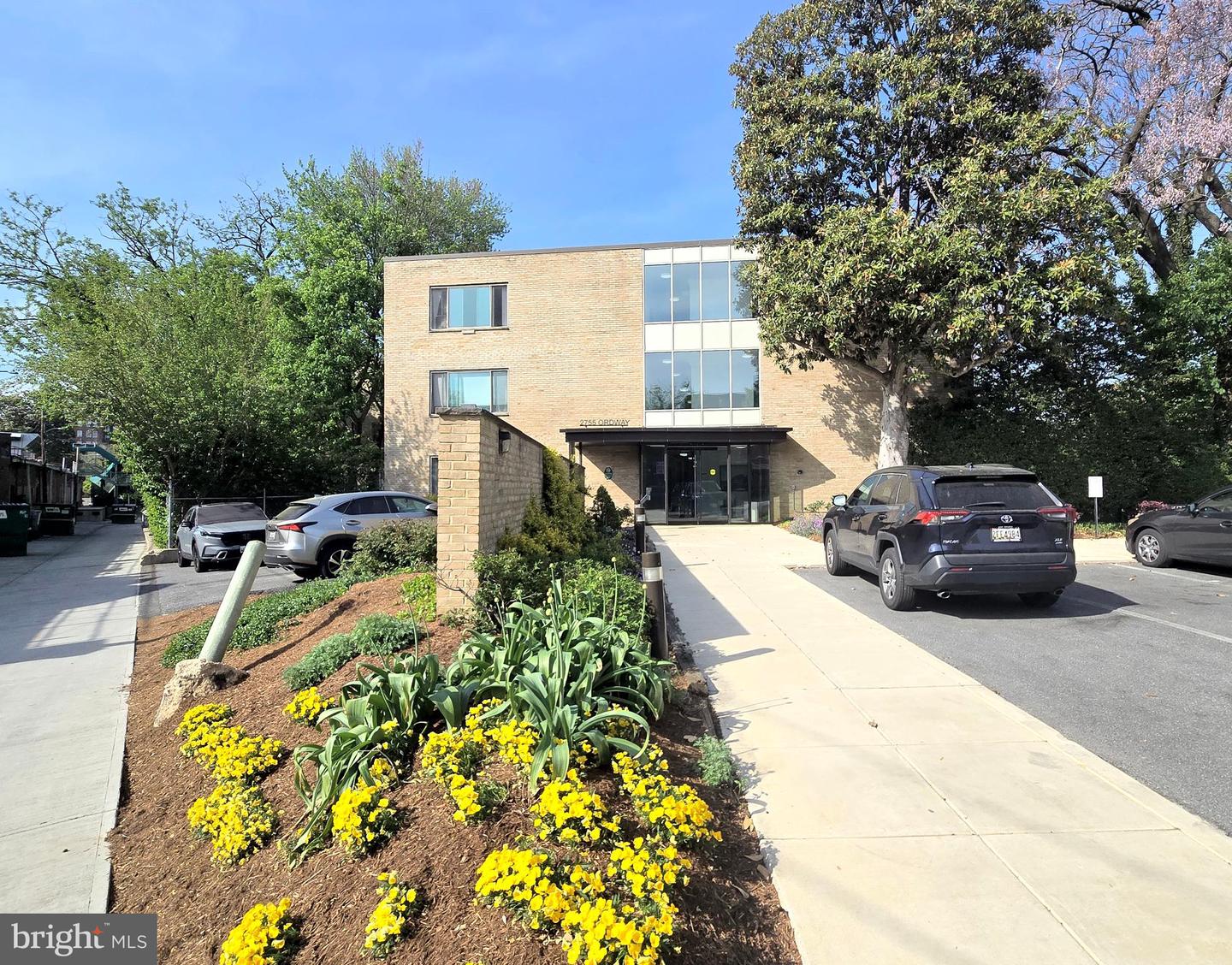 2755 ORDWAY ST NW #208 Property Photo 1