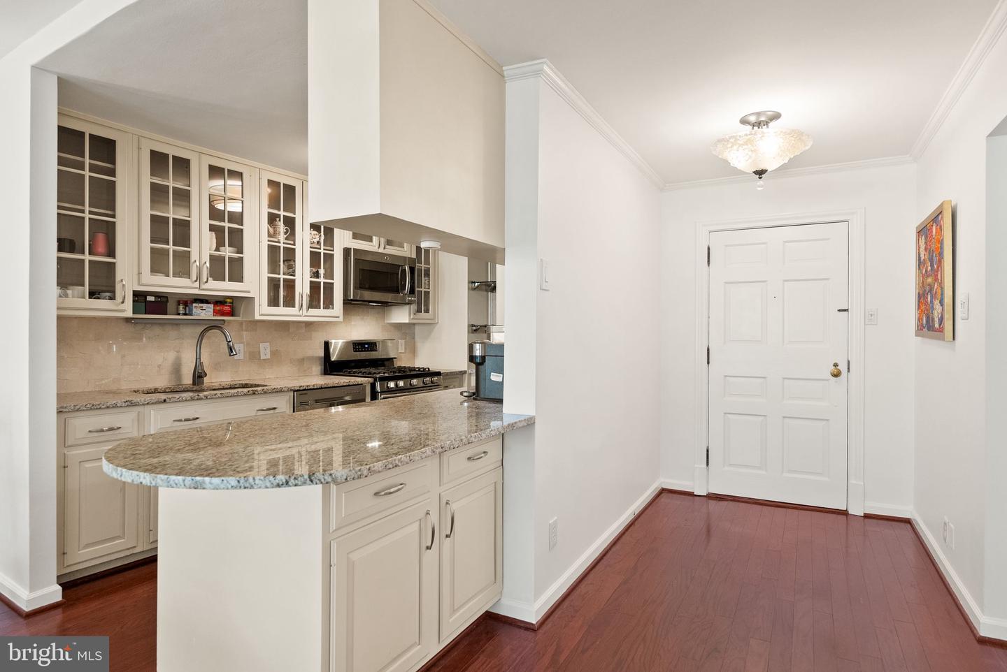 700 New Hampshire Ave Nw #510 Property Photo 11