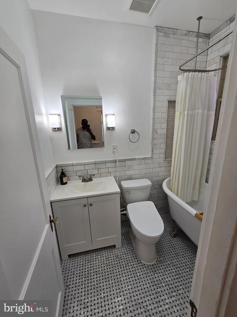 3022 Wisconsin Ave Nw #201 Property Photo 12