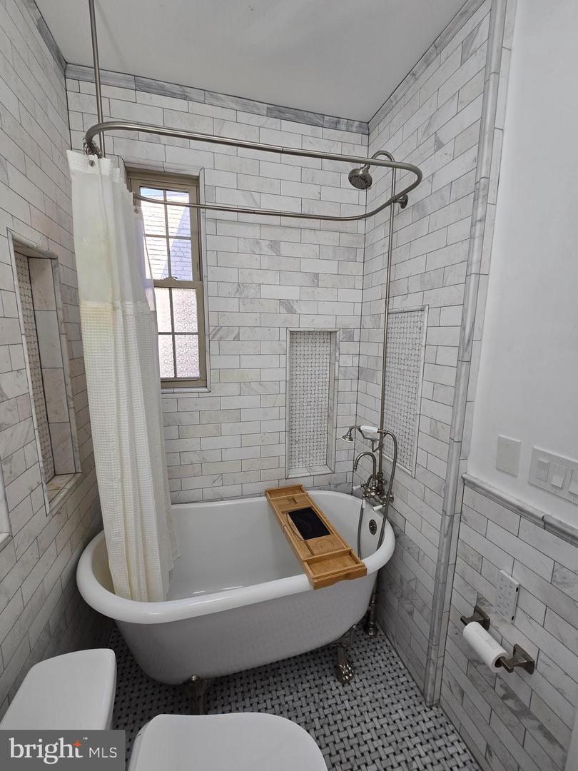 3022 Wisconsin Ave Nw #201 Property Photo 15
