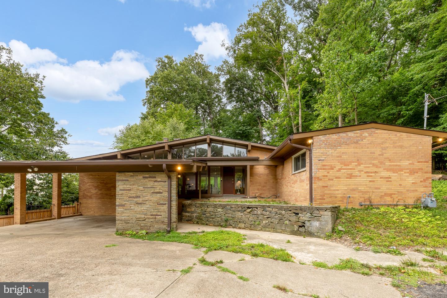 1840 PRIMROSE RD NW Property Photo 1