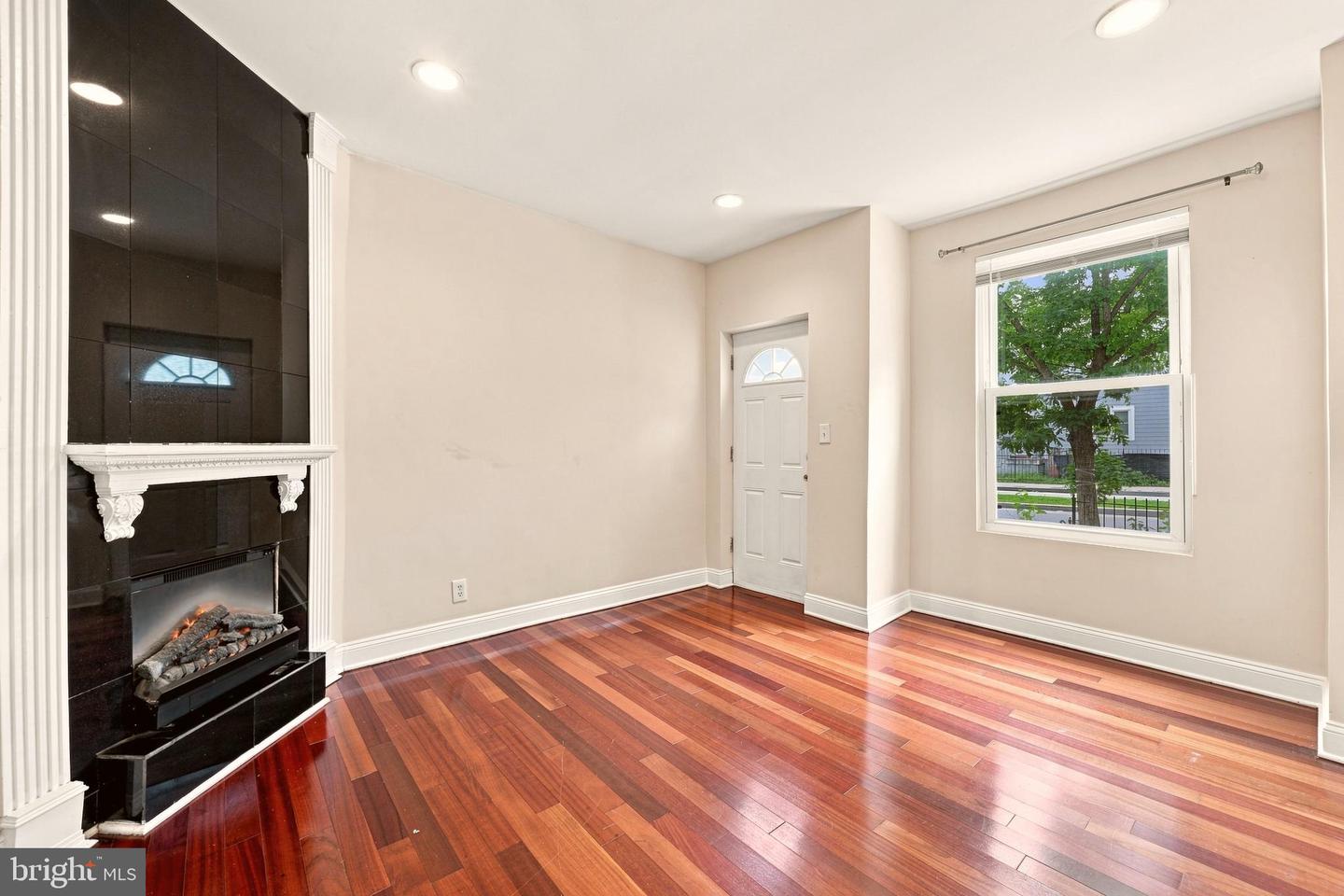 3005 Sherman Ave Nw #1 Property Photo 1