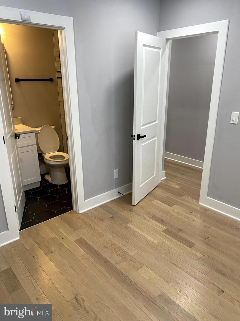1219 Queen St Ne #1 Property Photo 17