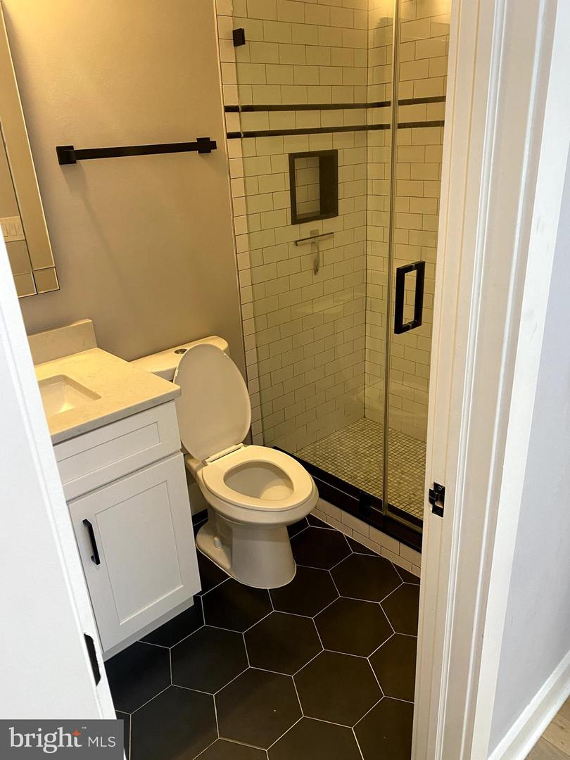 1219 Queen St Ne #1 Property Photo 18