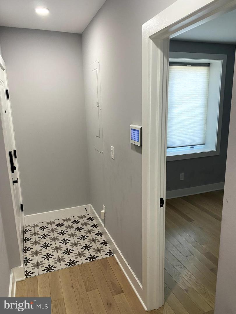 1219 Queen St Ne #1 Property Photo 21