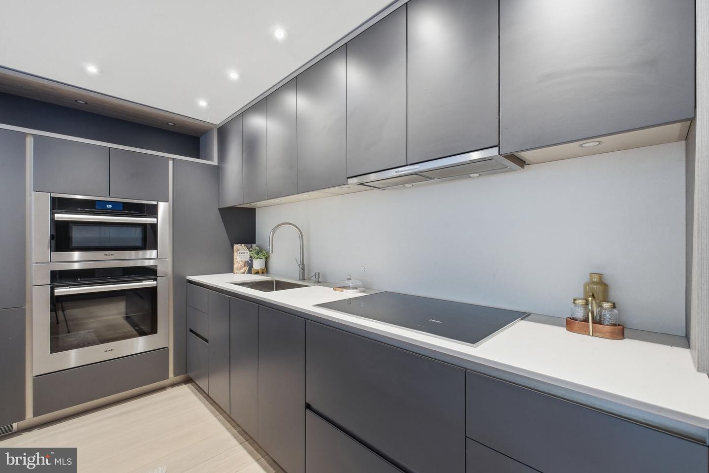 1010 Massachusetts Ave Nw #201 Property Photo 16