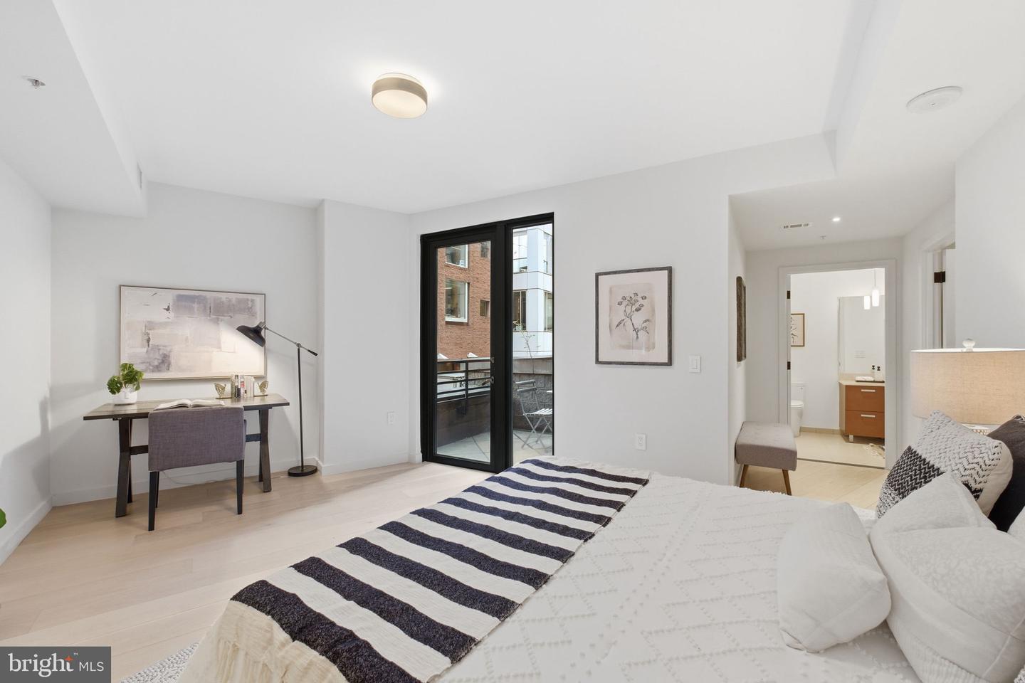 1010 Massachusetts Ave Nw #201 Property Photo 21