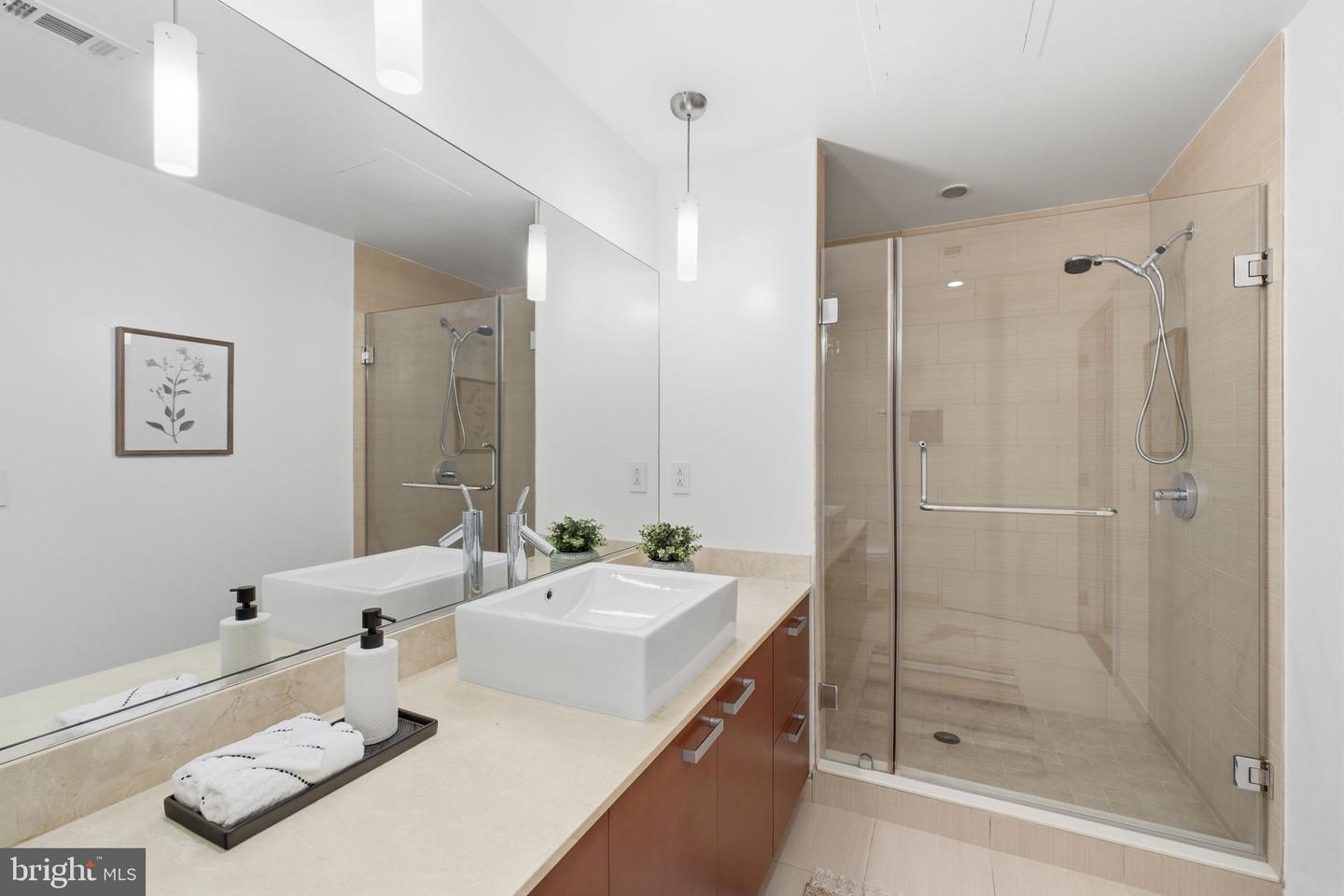 1010 Massachusetts Ave Nw #201 Property Photo 25