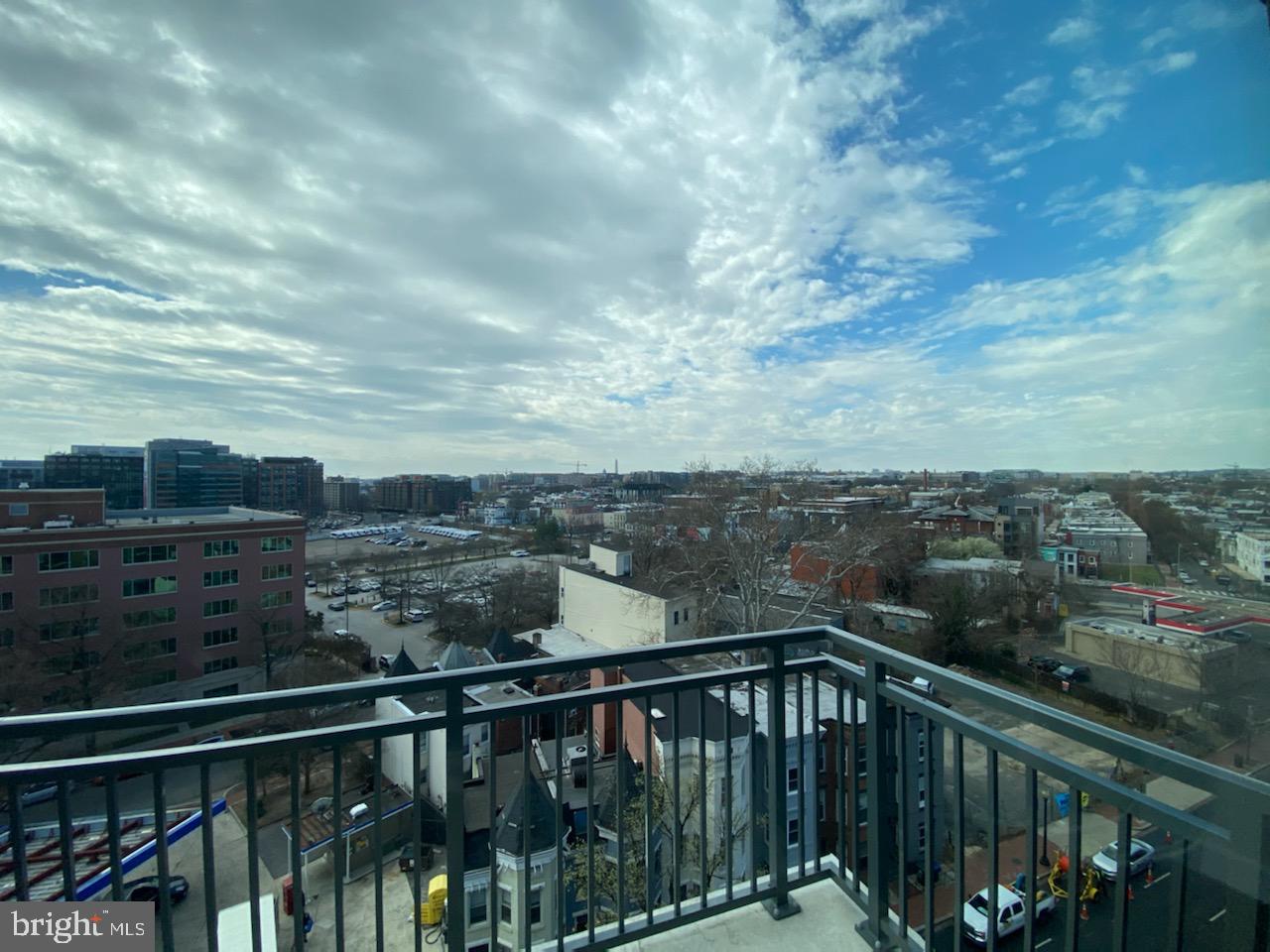 50 Florida Ave Ne #924 Property Photo 3