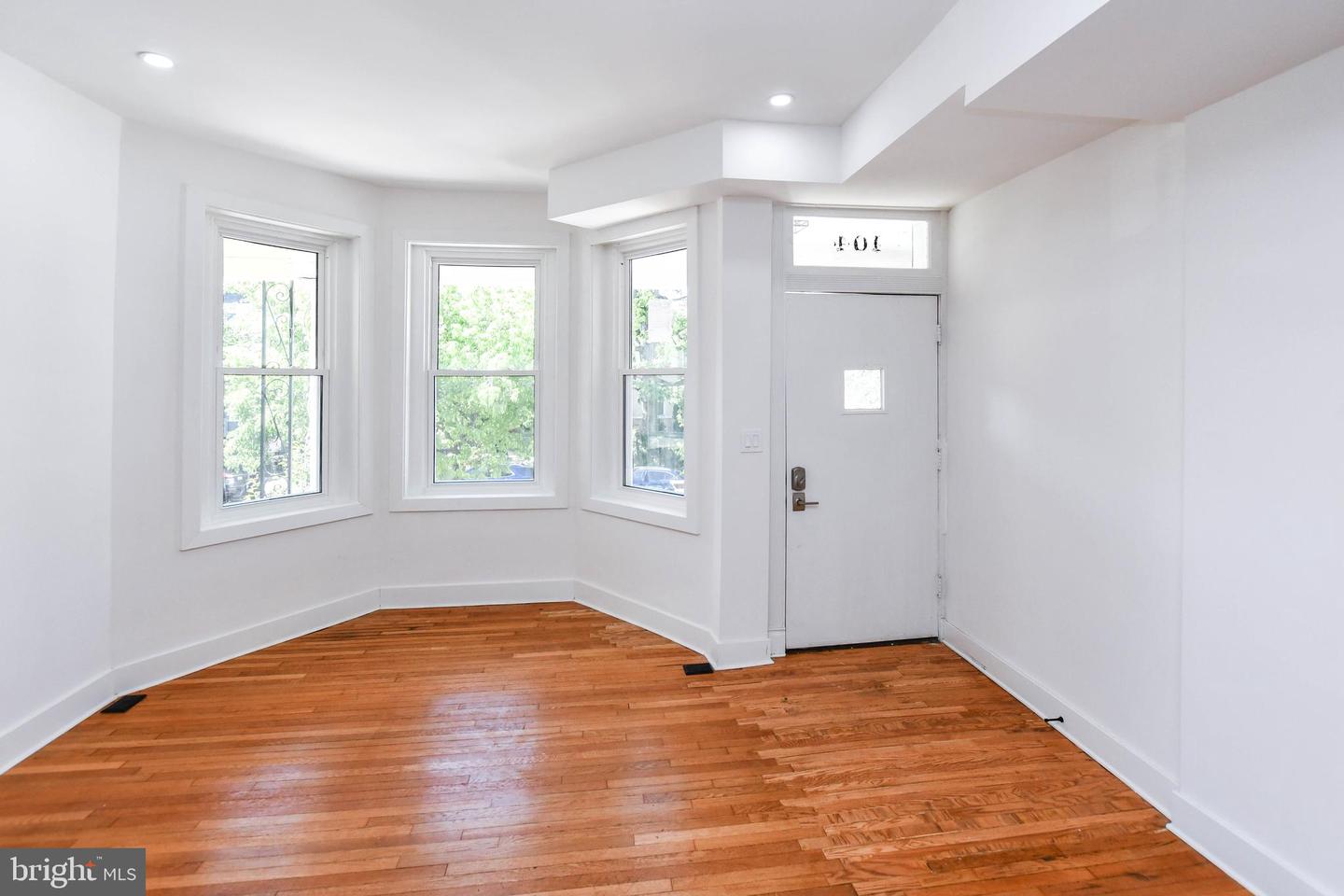 104 R St #a Ne Property Photo 3