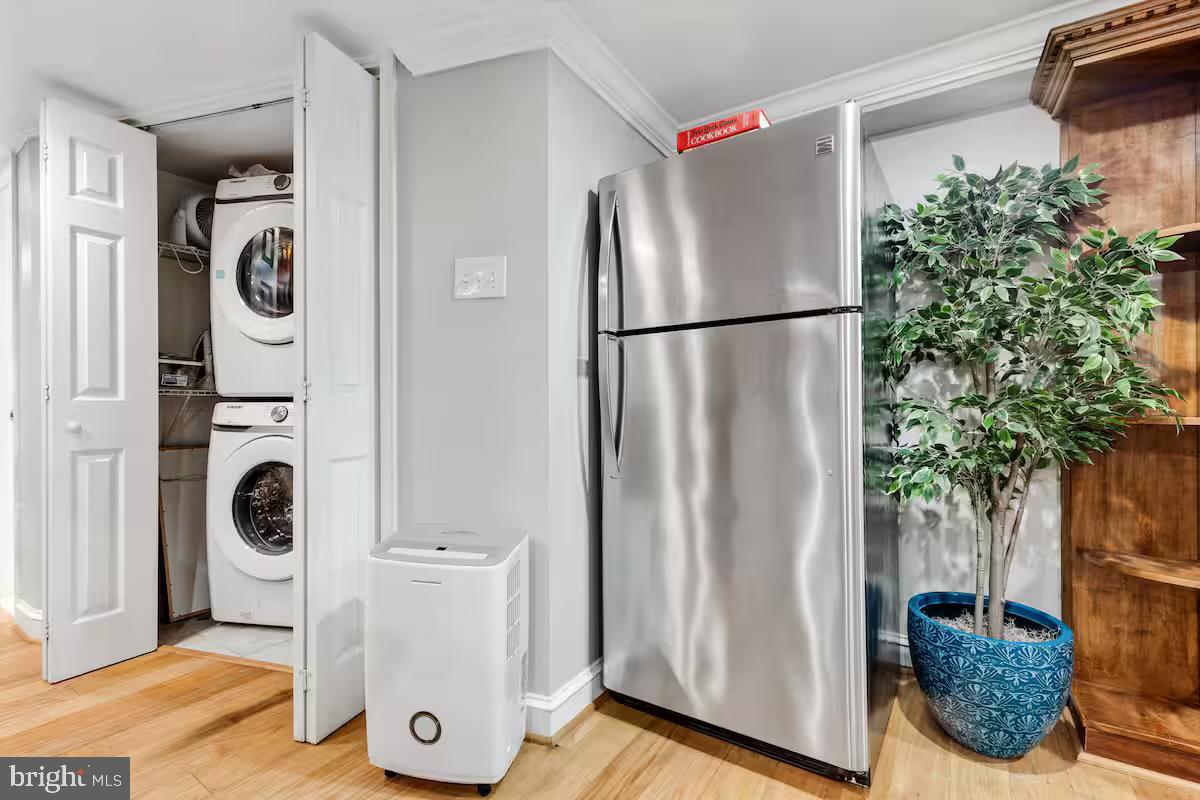 104 R St Ne #b Property Photo 9
