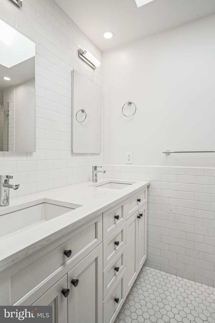 1920 35th St Nw Property Photo 22