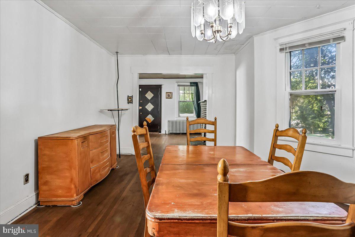 2227 Newton St Ne Property Photo 9