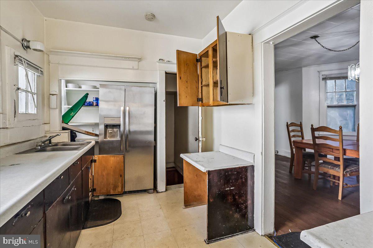 2227 Newton St Ne Property Photo 12
