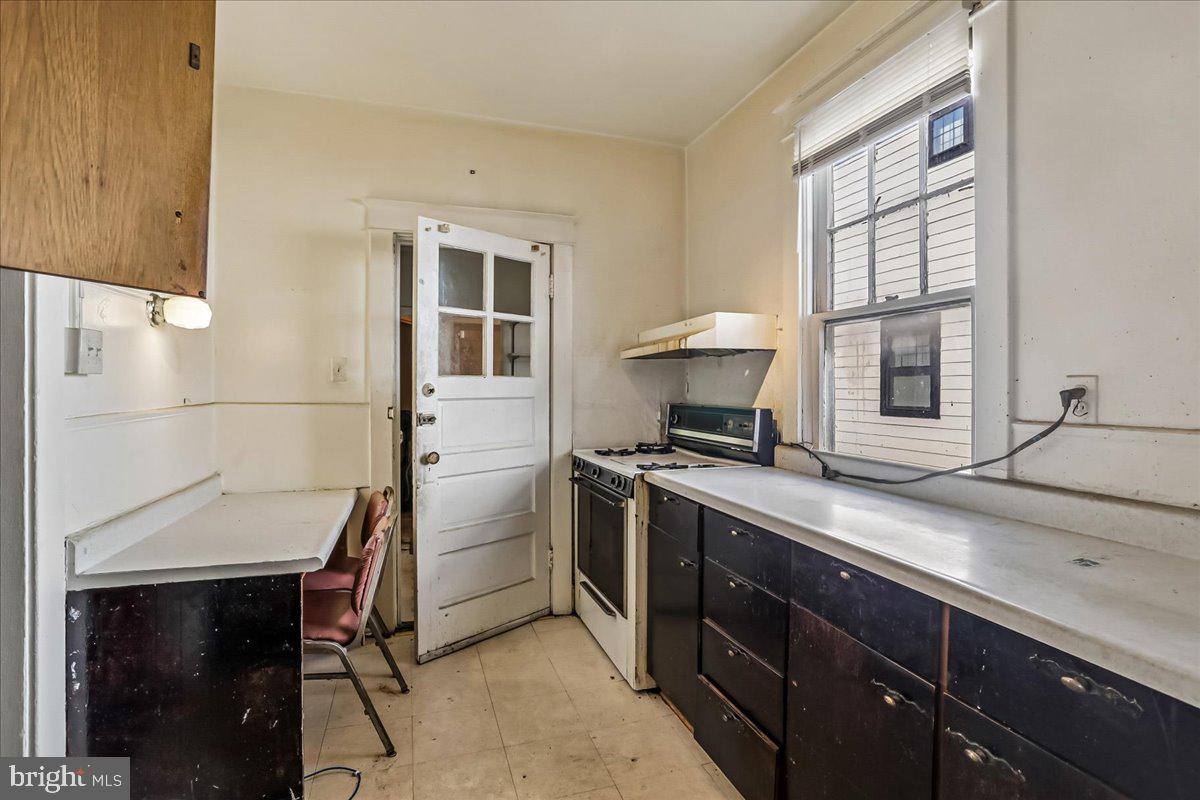 2227 Newton St Ne Property Photo 14