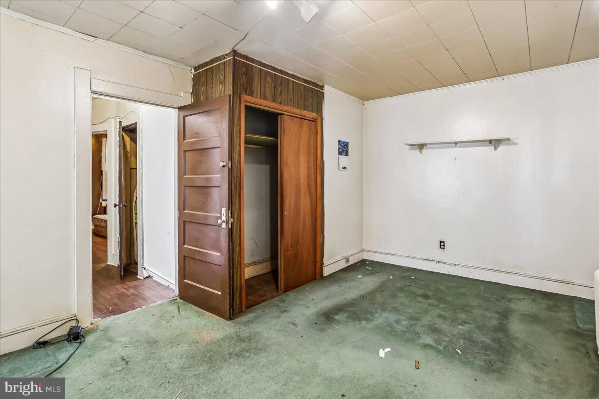 2227 Newton St Ne Property Photo 25