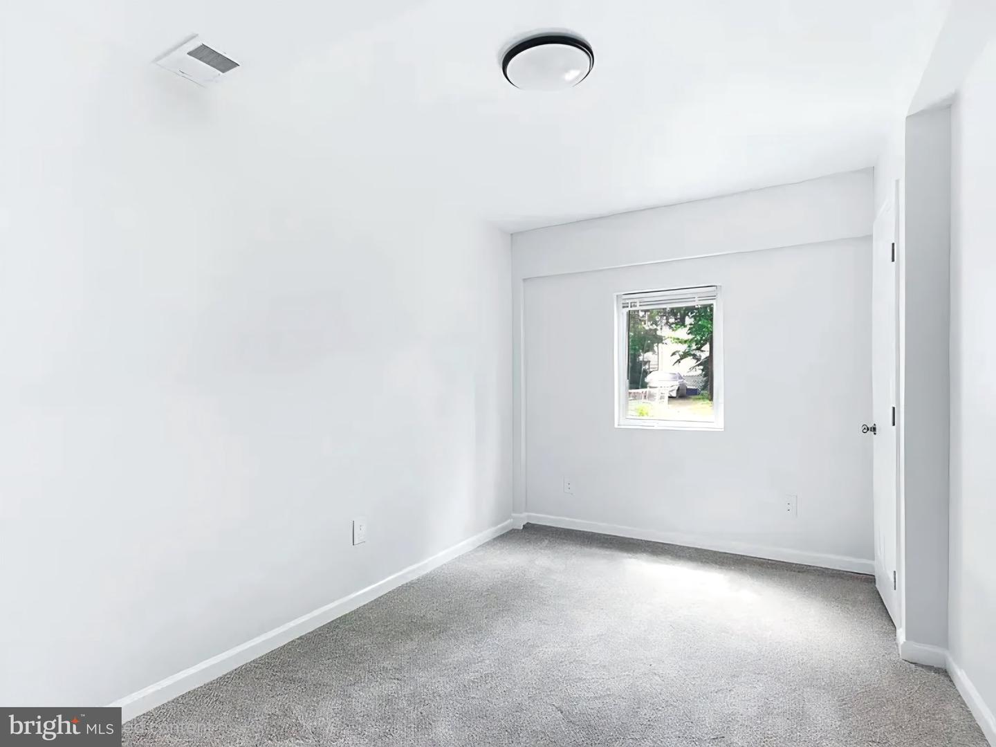 440 Delafield Pl Nw Property Photo 22