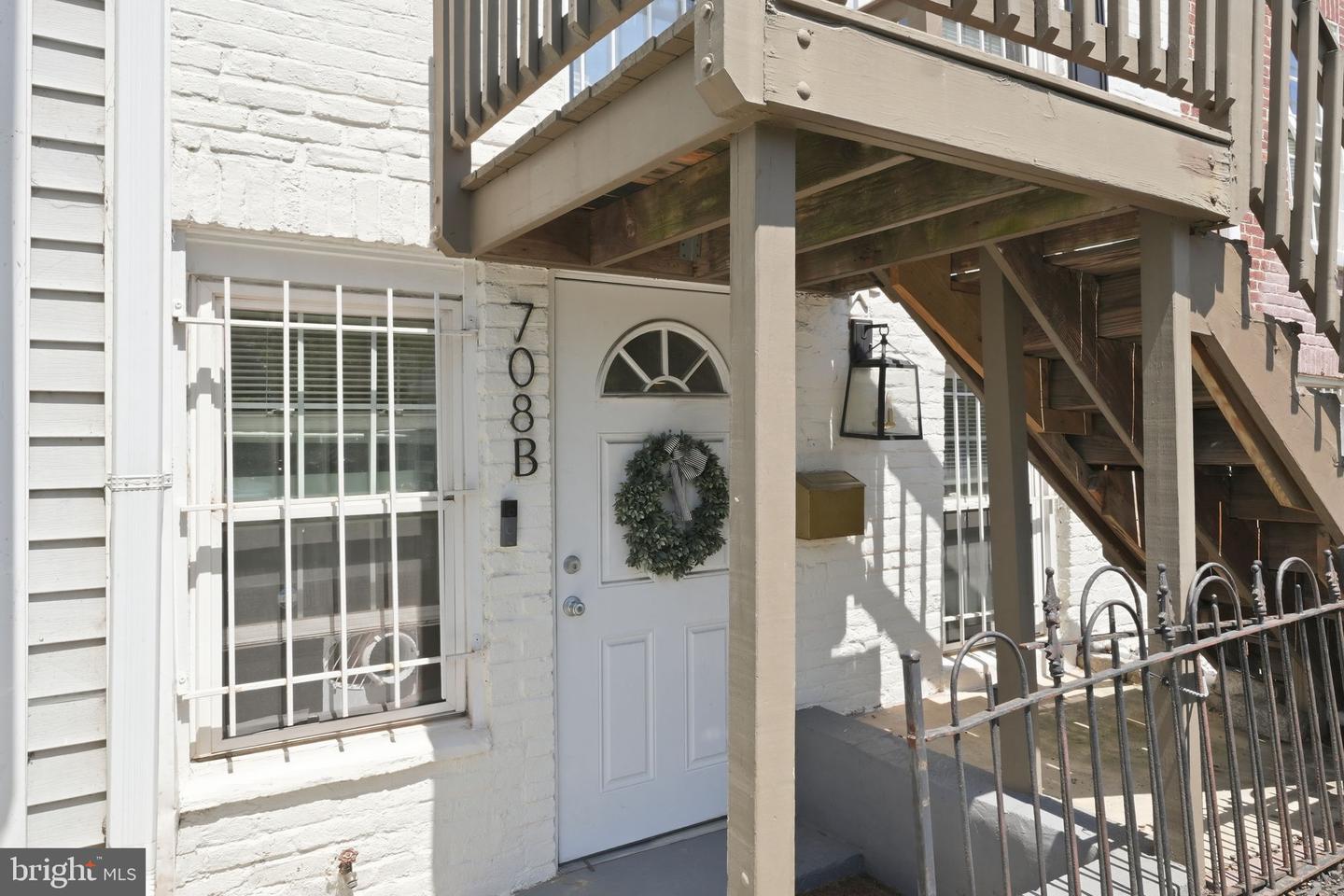 708 I St Se #b Property Photo 4